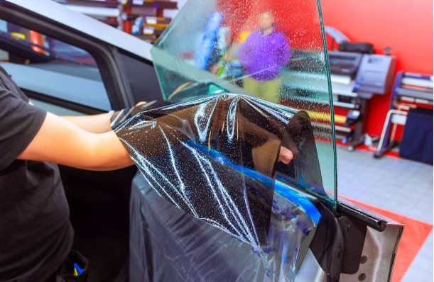 Expert Tips for Working With Window Tint Manufacturers for Custom Solutions
